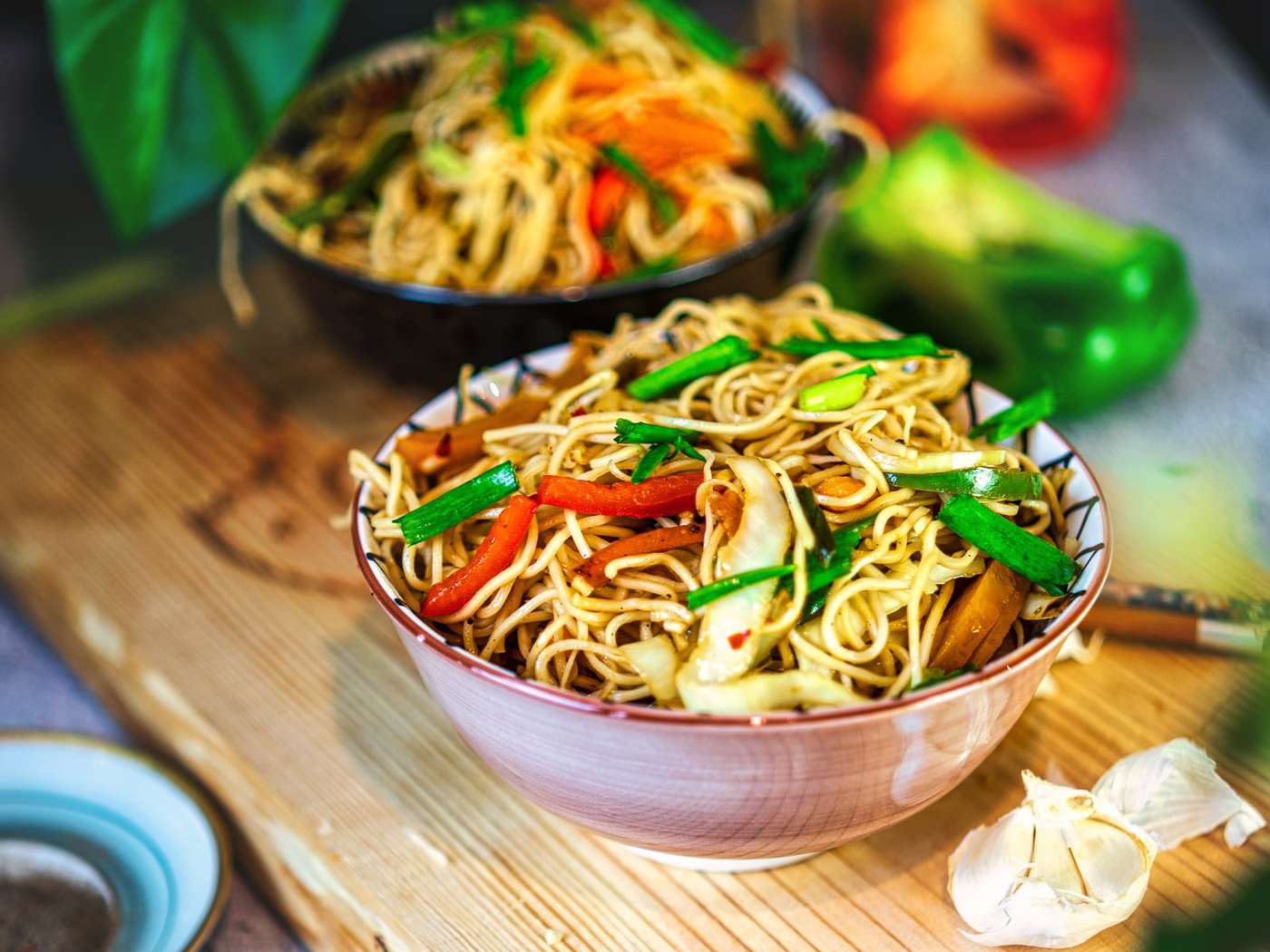 HAKKA NOODLES VEG